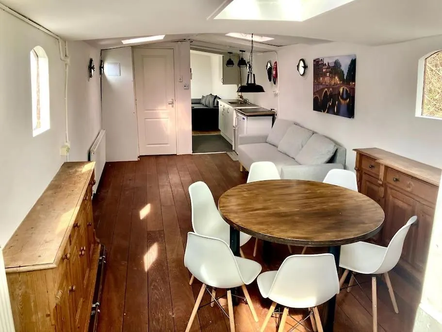 Prague On Boat, Privat Pier, Free Parking Ξενοδοχείο